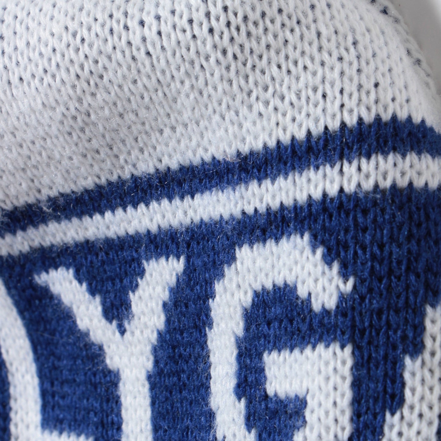 ボンボン付 ニットワッチ (UNISEX)